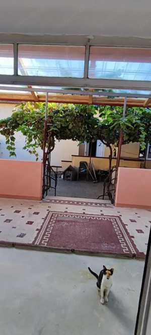 Casa zona centrala - imagine 18