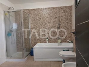 Casa individuala 4 camere P+1E 118 mp 322 mp parcela teren Cisnadie - imagine 9