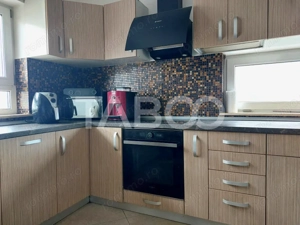 Casa individuala 4 camere P+1E 118 mp 322 mp parcela teren Cisnadie - imagine 2