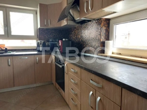 Casa individuala 4 camere P+1E 118 mp 322 mp parcela teren Cisnadie - imagine 11