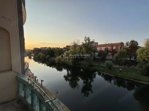 Apartament 129 mp cu vedere spre Crisul Repede si demisol independent in cladire istorica - imagine 14