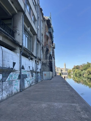 Apartament 129 mp cu vedere spre Crisul Repede si demisol independent in cladire istorica - imagine 19