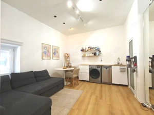 Apartament decomandat cu 2 camere si pivnita in Centrul Istoric Sibiu