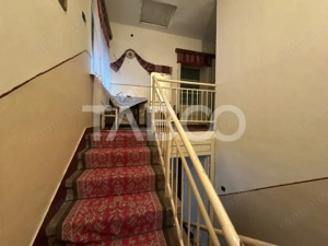 Casa cu 4 camere 2 bai garaj gradina in cartierul Florilor Fagaras - imagine 8