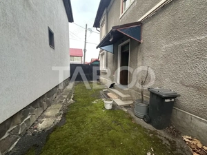 Casa cu 4 camere 2 bai garaj gradina in cartierul Florilor Fagaras - imagine 4