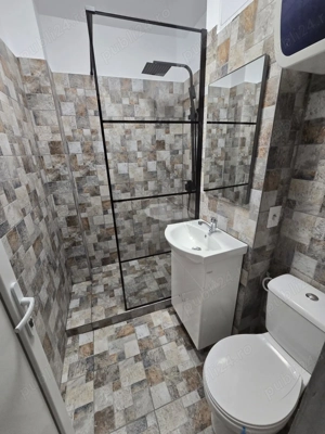 Inchiriez garsoniera regim hotelier zona foarte buna craiovita noua. Vis a vis de pepco   - imagine 2 Inchiriez garsoniera regim hotelier zona foarte buna craiovita noua. Vis a vis de pepco   - imagine 2