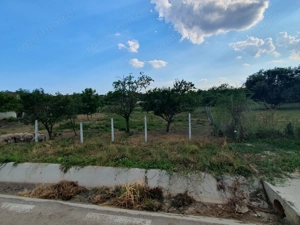 Vând casă cu teren intravilan și utilități 1701 mp - imagine 4