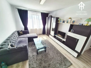 De vânzare apartament 3 camere mobilat și utilat, zona Unic