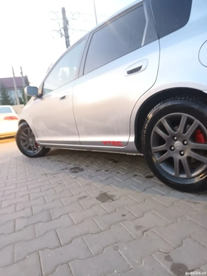 Vând Honda civic 1.6  - imagine 4