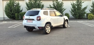 Dacia Duster 1.6 Benzina 4x4 Prestige - imagine 7