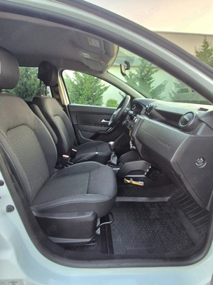 Dacia Duster 1.6 Benzina 4x4 Prestige - imagine 14