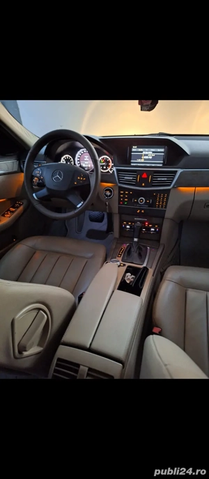 Mercedes Benz e Klasse  - imagine 10 Mercedes Benz e Klasse  - imagine 10