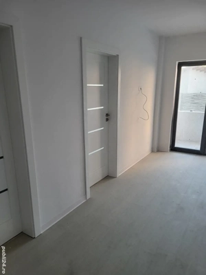 proprietar vând apartament în bloc nou