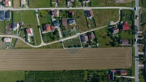 De vânzare teren intravilan Bod 828 mp cu autorizație de construcție