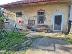 Casă / Vilă cu 4 camere de vânzare în zona Sud-Est - imagine 2