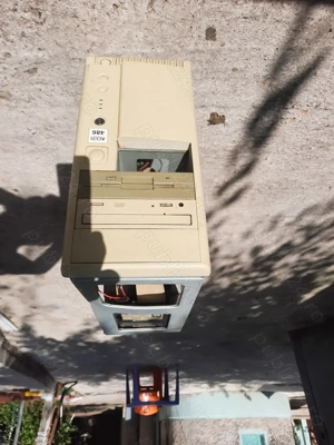 Cumpar calculatoare sau laptopuri modele vechi chiar si defecte sau descomplectate 386-486 Pentium..