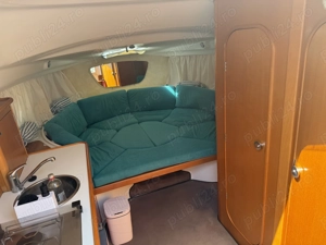 Barca cu doua dormitoare Beneteau Flyer Viva 9.20 - imagine 3