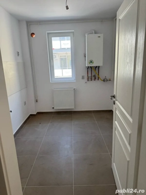 Vand Apartament 2 camere - imagine 2