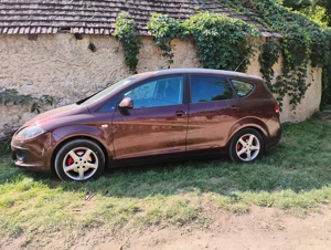 Vând Seat Altea XL 1.9 diesel  - imagine 3