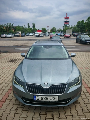 Vând Skoda Superb 3