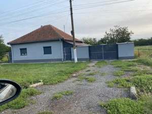 Casa de vanzare excelenta pentru mutat direct!