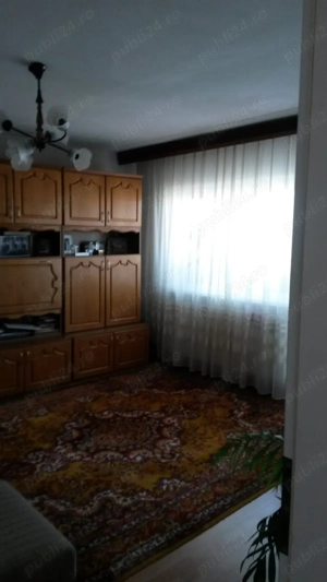 Apartament  cu 2 camere, situat pe str. Tineretului la etajul patru din patru, 56 mp  - imagine 2