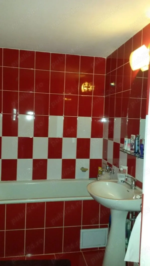Apartament  cu 2 camere, situat pe str. Tineretului la etajul patru din patru, 56 mp  - imagine 5