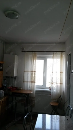 Apartament  cu 2 camere, situat pe str. Tineretului la etajul patru din patru, 56 mp  - imagine 4