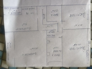 Proprietar!Vând Apartament cu 3 camere decomandat!