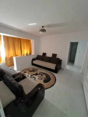 Vând ap.3cam.conf.1 semidecomandat suprafață 75 mp