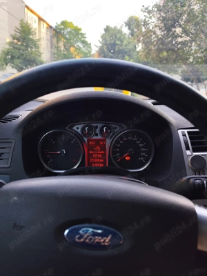 Vând Ford Kuga 2.0D 2008