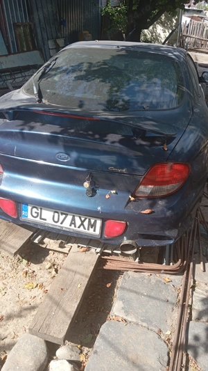 Hyundai coupe  - imagine 6