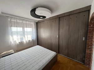 Apartament cu 3 camere ultracentral  - imagine 9