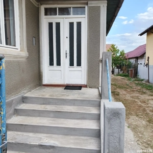 Vând casă de locuit. - imagine 6