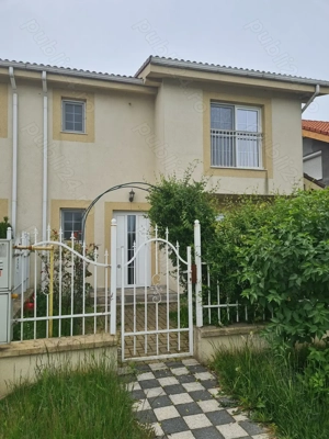 Vând 1 2 duplex Mosnita Noua parțial mobilat și utilat