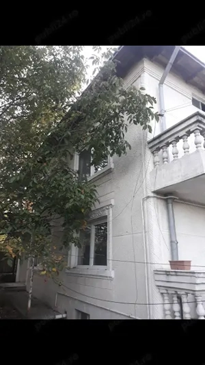 Casa cu etaj(D+P+E)256mp + teren 420mp Botosani - imagine 8