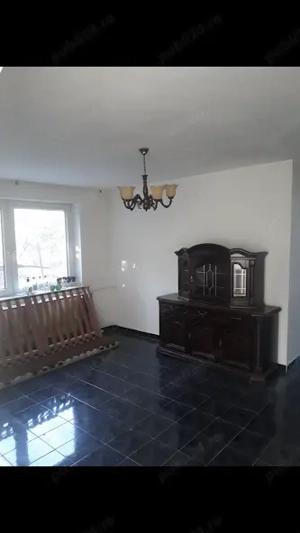 Casa cu etaj(D+P+E)256mp + teren 420mp Botosani - imagine 3