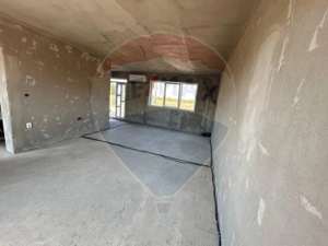 Casă  de vanzare la gri cu 4 camere,teren 552mp in Les - imagine 10