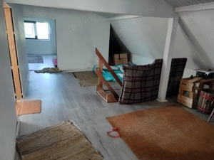 Conac cu mansardă și garaj la țară zonă liniștită cu livadă și vie 30 km distanță de Brăila - imagine 19