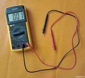 Multimetru funcțional cu cabluri rosu si negru 