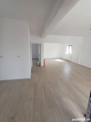 casă de vănzare în lumina - imagine 2