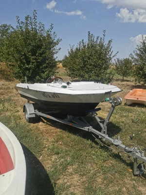 Barca fibra 4.1 m adusă acum Germania  - imagine 4