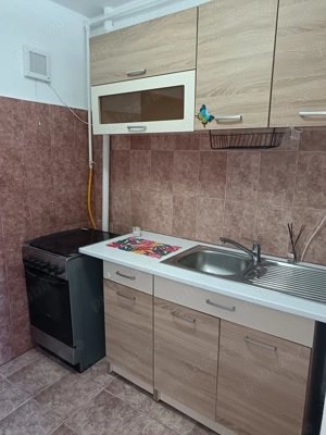 Închiriez garsonieră  - imagine 8