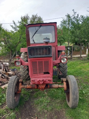 Vând tractor u650  - imagine 2