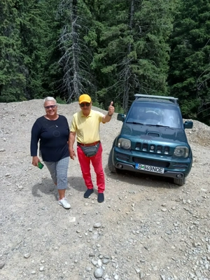 Vând Suzuki jimny, 1.5 dci an fabricație 2008.Km 262000. Culoare kaki. Preț 5200 .Tel   - imagine 6