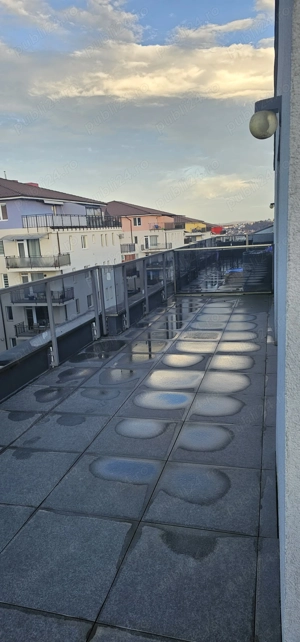 PF vand apartament in regim de PentHouse 80m2 + terasa 40 + loc parcare subteran - imagine 10