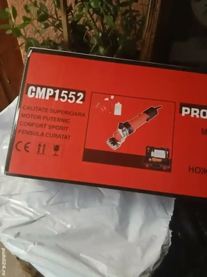 Masina de tuns oi si caini