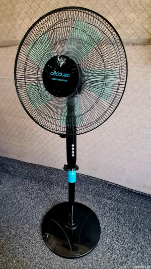 Ventilator cu picior - 3 trepte viteză, putere 45 W