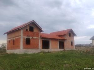 Casa Herneacova -vand jumate de Duplex