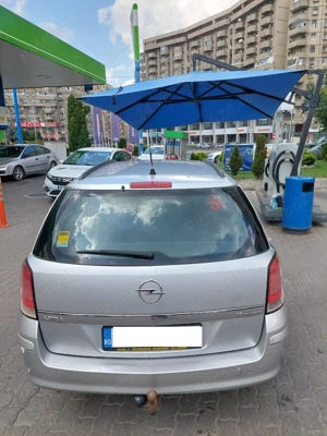 Opel Astra H 1.6 - imagine 3